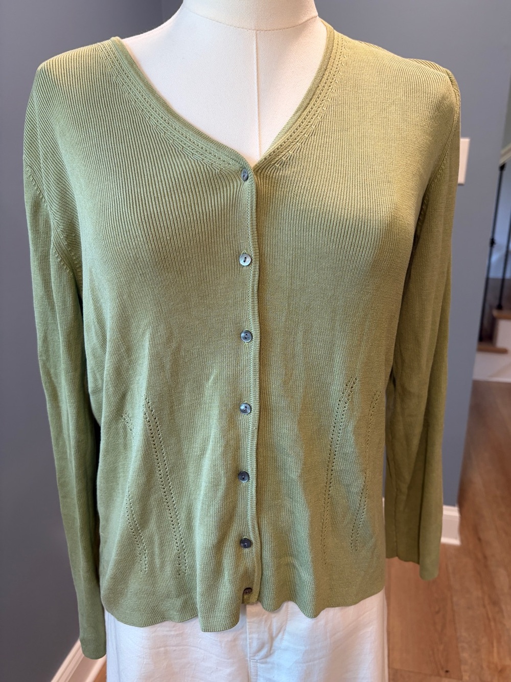 Ann Taylor 100% Silk Cardigan Sage Green Button Front Sweater Medium